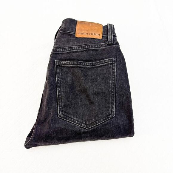 The Yoko High Rise Slim Black Denim jeans Size 26 x 28L